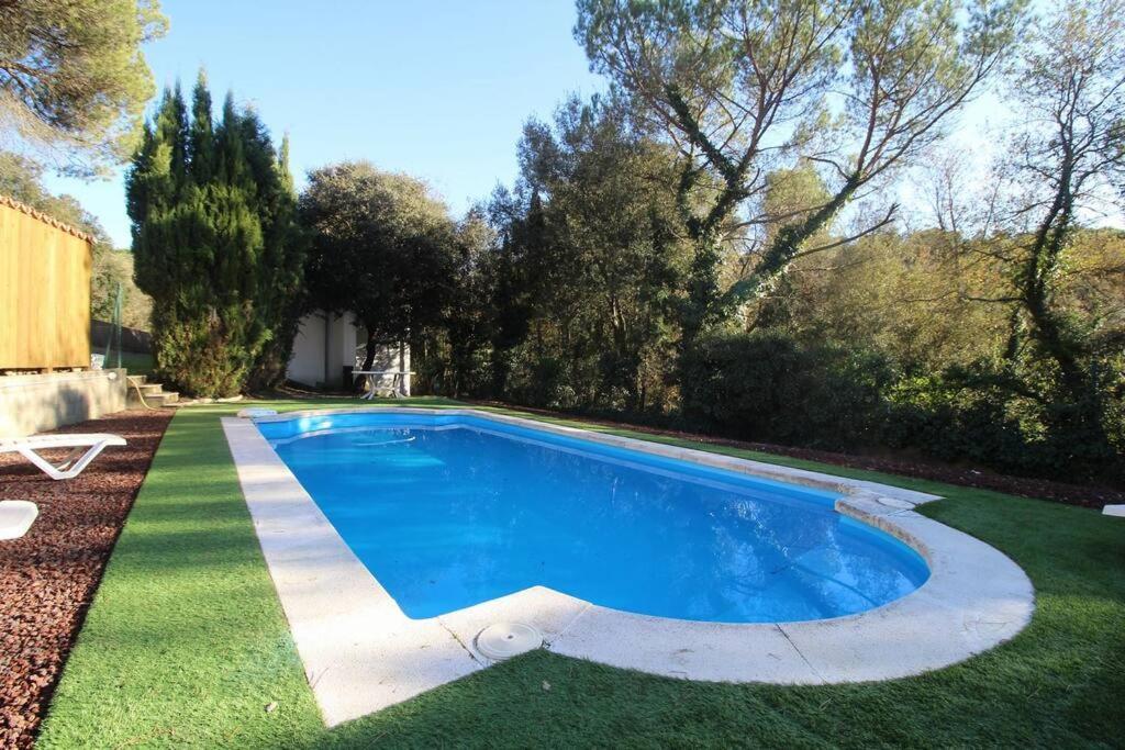 Casa Con Piscina Cerca De Gironaヴィラ エクステリア 写真