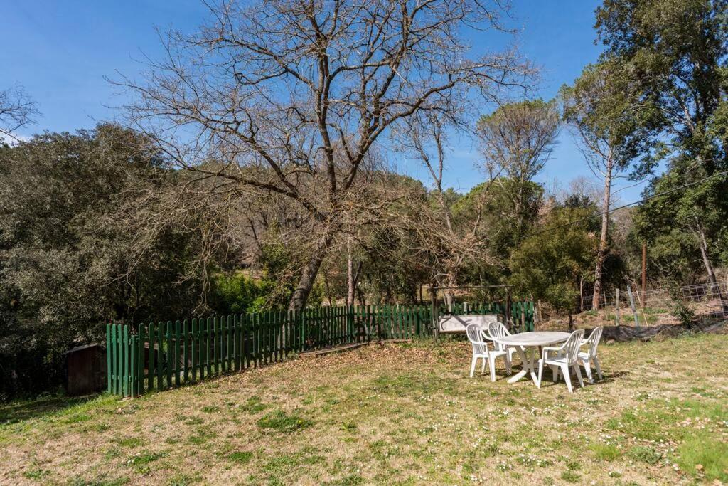 Casa Con Piscina Cerca De Gironaヴィラ エクステリア 写真