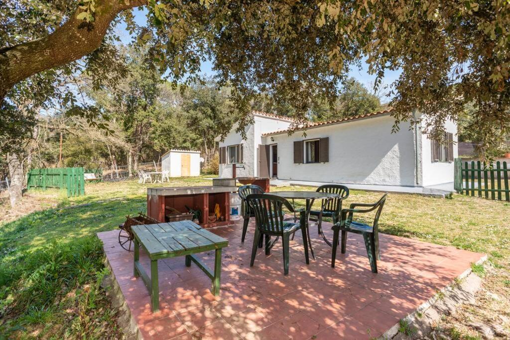 Casa Con Piscina Cerca De Gironaヴィラ エクステリア 写真