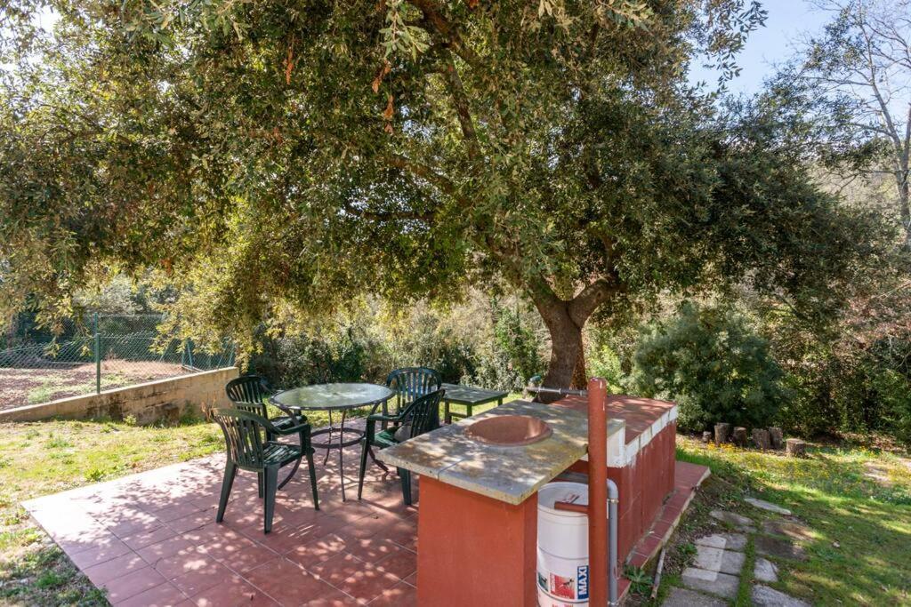 Casa Con Piscina Cerca De Gironaヴィラ エクステリア 写真