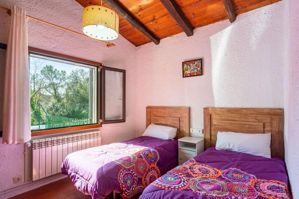 Casa Con Piscina Cerca De Gironaヴィラ エクステリア 写真